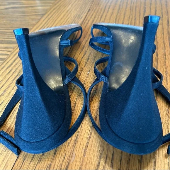 Stuart Weitzman Black Strappy Sandals Rhinestones on Strap & Buckle Size 9 - Picture 6 of 12